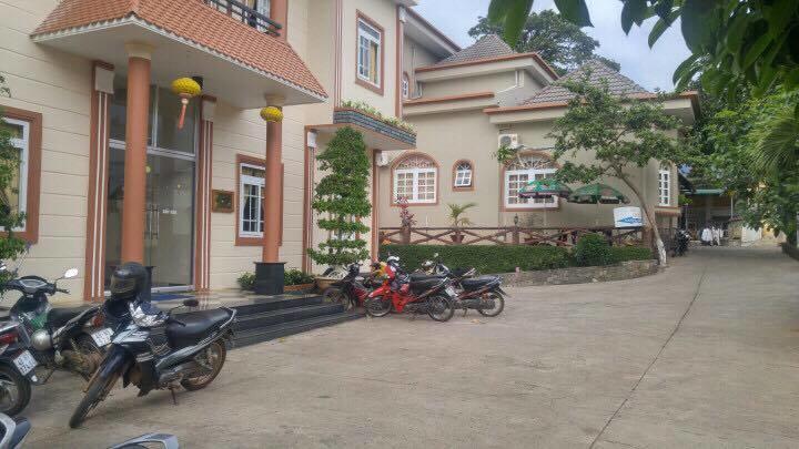 Khoa Dat Hotel Di Linh Экстерьер фото
