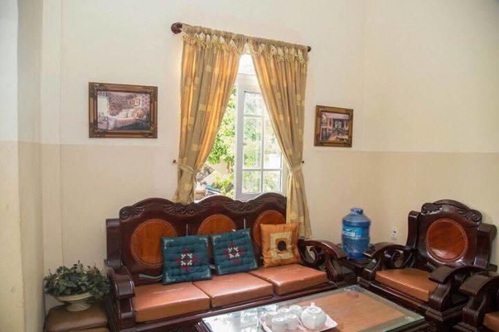 Khoa Dat Hotel Di Linh Экстерьер фото