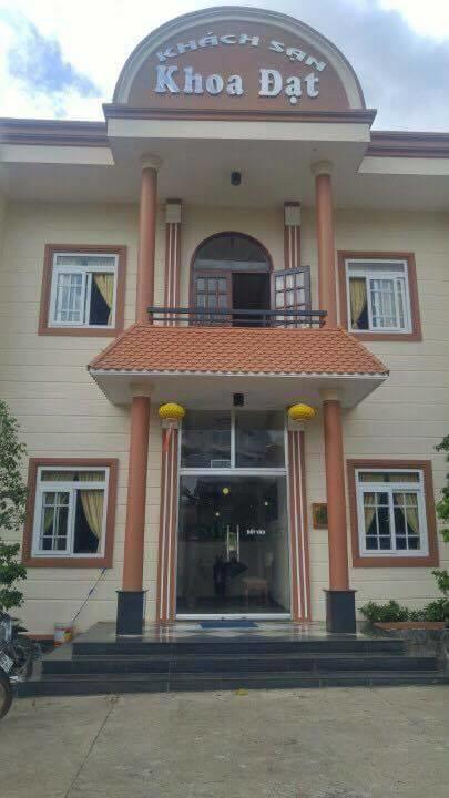 Khoa Dat Hotel Di Linh Экстерьер фото