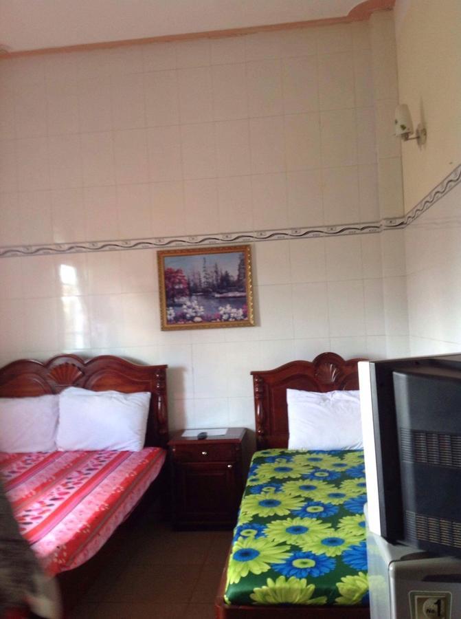 Khoa Dat Hotel Di Linh Экстерьер фото